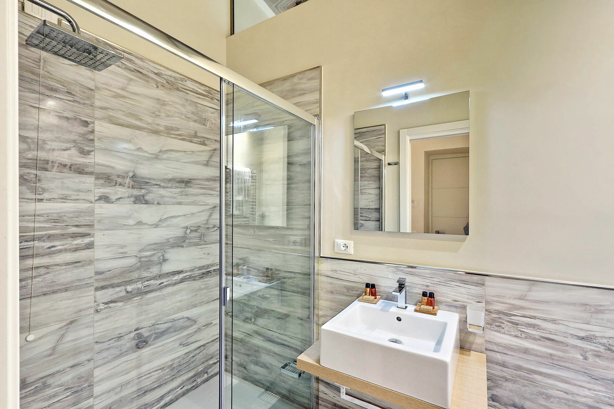 Amm Suite Rome Bagian luar foto